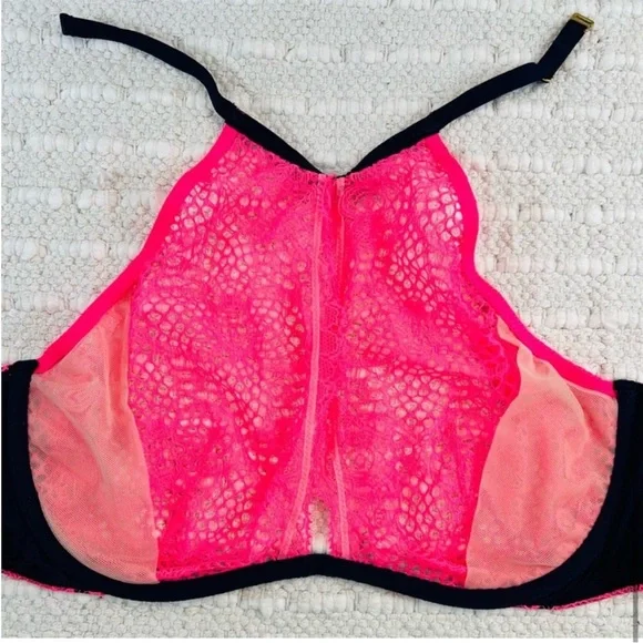 36D/M Rare 2016 Victoria’s Secret Rio Lace Bralette & Cheekini Pantie Set - Picture 7 of 10
